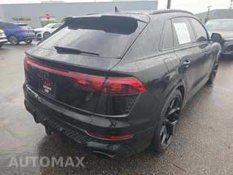 2026 Audi RS Q8 performance – miniatura 3