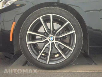 2026 BMW 2 Series Coupe 230i – miniatura 9