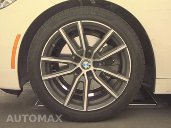 2026 BMW 2 Series Coupe 230i - miniatura 9