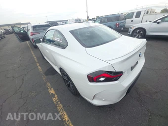 2026 BMW 2 Series Coupe 230i M SPORT LINE - miniatura 6
