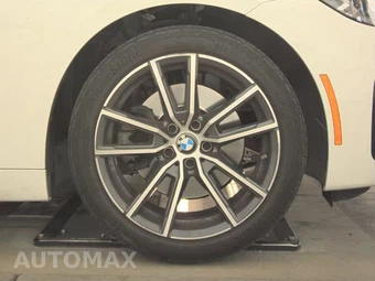 2026 BMW 2 Series Coupe 230i xDrive - miniatura 10