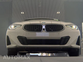 2026 BMW 2 Series Coupe 230i xDrive - miniatura 3
