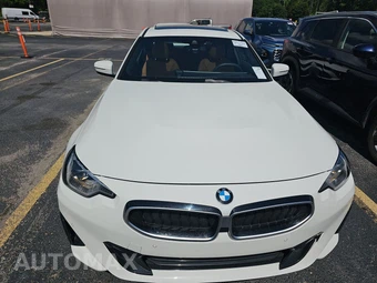 2026 BMW 2 Series Coupe 230i xDrive - miniatura 2
