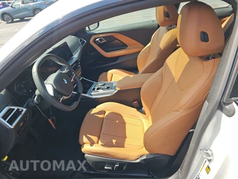 2026 BMW 2 Series Coupe 230i xDrive - miniatura 7