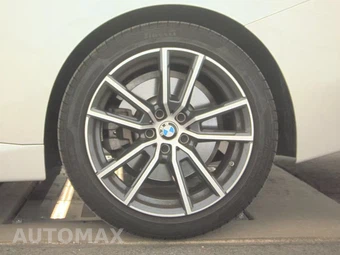 2026 BMW 2 Series Coupe 230i xDrive - miniatura 12
