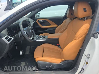 2026 BMW 2 Series Coupe 230i xDrive - miniatura 13