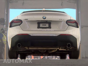 2026 BMW 2 Series Coupe 230i xDrive - miniatura 7