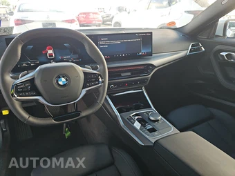 2026 BMW 2 Series Coupe 230i xDrive - miniatura 11