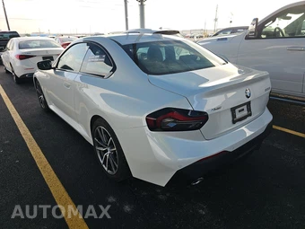 2026 BMW 2 Series Coupe 230i xDrive - miniatura 6