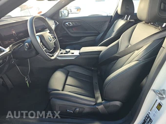 2026 BMW 2 Series Coupe 230i xDrive - miniatura 7
