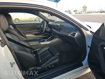 2026 BMW 2 Series Coupe 230i xDrive - miniatura 8