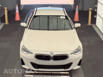 2026 BMW 2 Series Coupe 230i xDrive - miniatura 2