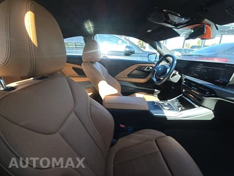 2026 BMW 2 Series Coupe 230i xDrive - miniatura 8
