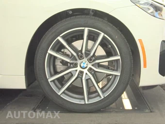2026 BMW 2 Series Coupe 230i xDrive - miniatura 10
