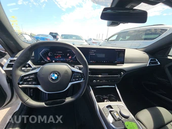 2026 BMW 2 Series Coupe 230i xDrive - miniatura 17