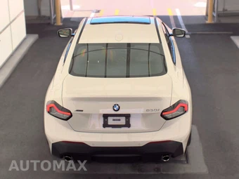2026 BMW 2 Series Coupe 230i xDrive - miniatura 6