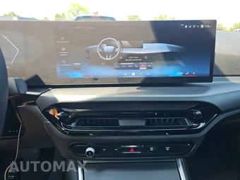 2026 BMW 2 Series Coupe 230i xDrive - miniatura 11