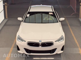 2026 BMW 2 Series Coupe 230i xDrive - miniatura 2