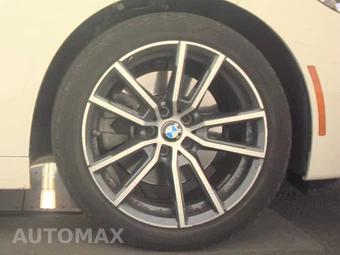 2026 BMW 2 Series Coupe 230i xDrive - miniatura 10