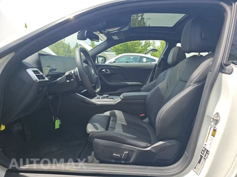 2026 BMW 2 Series Coupe 230i xDrive - miniatura 13