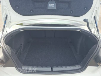 2026 BMW 2 Series Coupe 230i xDrive - miniatura 23