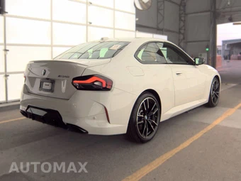2026 BMW 2 Series Coupe M240i xDrive - miniatura 4