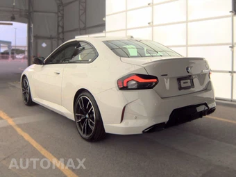 2026 BMW 2 Series Coupe M240i xDrive - miniatura 6