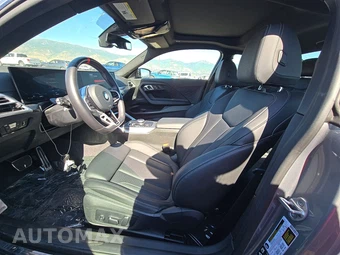 2026 BMW 2 Series Coupe M240i xDrive - miniatura 7