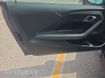 2026 BMW 2 Series Coupe M240i xDrive - miniatura 9