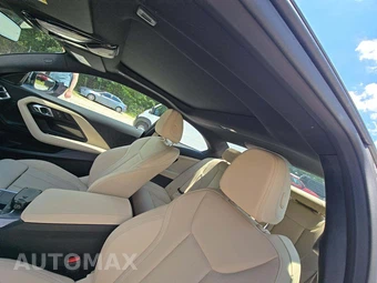 2026 BMW 2 Series Coupe M240i xDrive - miniatura 8