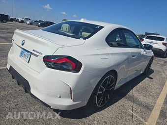2026 BMW 2 Series Coupe M240i xDrive - miniatura 4