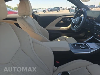 2026 BMW 2 Series Coupe M240i xDrive - miniatura 8