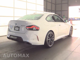 2026 BMW 2 Series Coupe M240i xDrive - miniatura 4