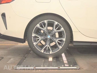 2026 BMW 2 Series Gran Coupe 228 xDrive Sedan M SPORT LINE - miniatura 11