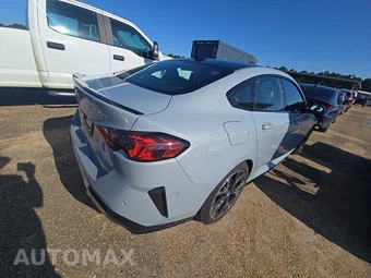 2026 BMW 2 Series Gran Coupe M235 xDrive Sedan - miniatura 4