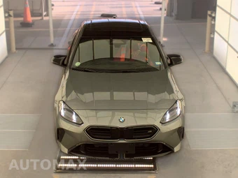 2026 BMW 2 Series Gran Coupe M235 xDrive Sedan - miniatura 2
