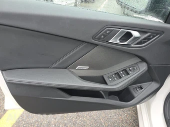 2026 BMW 2 Series Gran Coupe M235 xDrive Sedan - miniatura 9