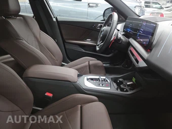 2026 BMW 2 Series Gran Coupe M235 xDrive Sedan - miniatura 14
