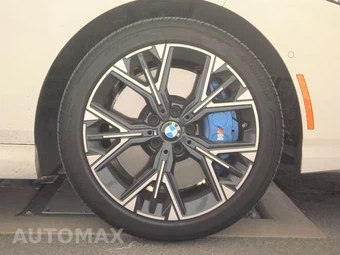 2026 BMW 2 Series Gran Coupe M235 xDrive Sedan - miniatura 10