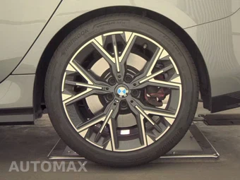 2026 BMW 2 Series Gran Coupe M235 xDrive Sedan - miniatura 12
