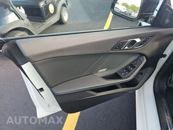 2026 BMW 2 Series Gran Coupe M235 xDrive Sedan - miniatura 9