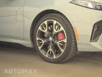 2026 BMW 2 Series Gran Coupe M235 xDrive Sedan - miniatura 10