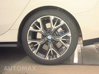 2026 BMW 2 Series Gran Coupe M235 xDrive Sedan - miniatura 12