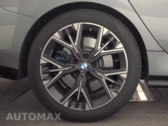 2026 BMW 2 Series Gran Coupe M235 xDrive Sedan - miniatura 11