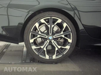 2026 BMW 3 Series Sedan 330i NA - miniatura 11