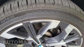 2026 BMW 3 Series Sedan 330i NA - miniatura 27