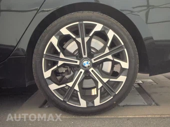 2026 BMW 3 Series Sedan 330i NA - miniatura 12