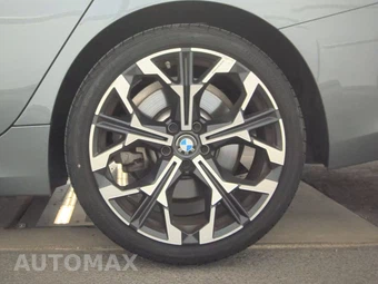 2026 BMW 3 Series Sedan 330i NA - miniatura 12