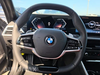 2026 BMW 3 Series Sedan 330i NA - miniatura 16