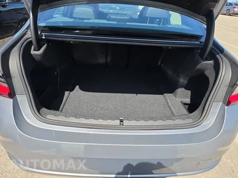 2026 BMW 3 Series Sedan 330i NA - miniatura 23